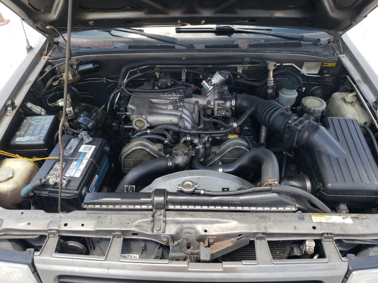 Photo 7 from auction – 1997 HONDA PASSPORT E with VIN 4S6CK58V6V4415752