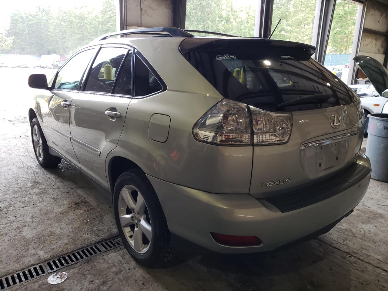 Фото 3 с аукциона – 2005 LEXUS RX 330 с VIN 2T2GA31U05C020580