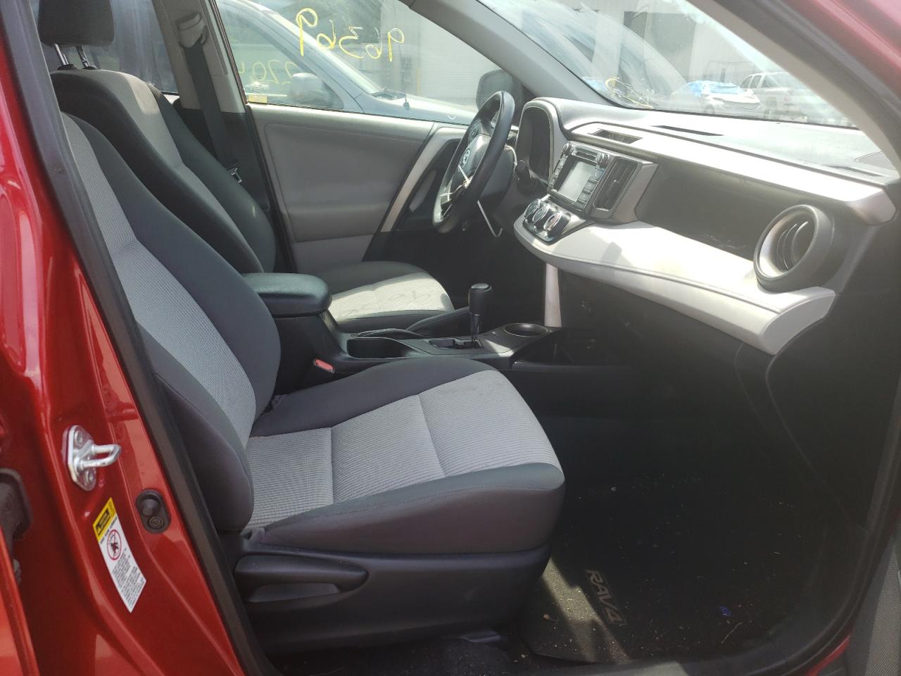 Photo 19 from auction – 2013 TOYOTA RAV4 LE with VIN 2T3BFREV5DW018754
