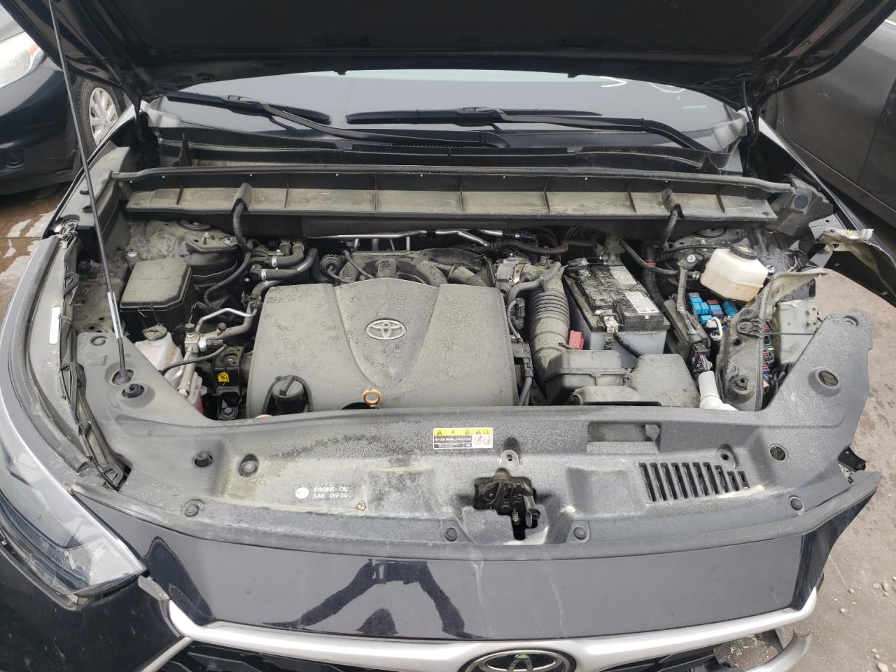 Photo 7 from auction – 2021 TOYOTA HIGHLANDER with VIN 5TDGZRAH6MS035643