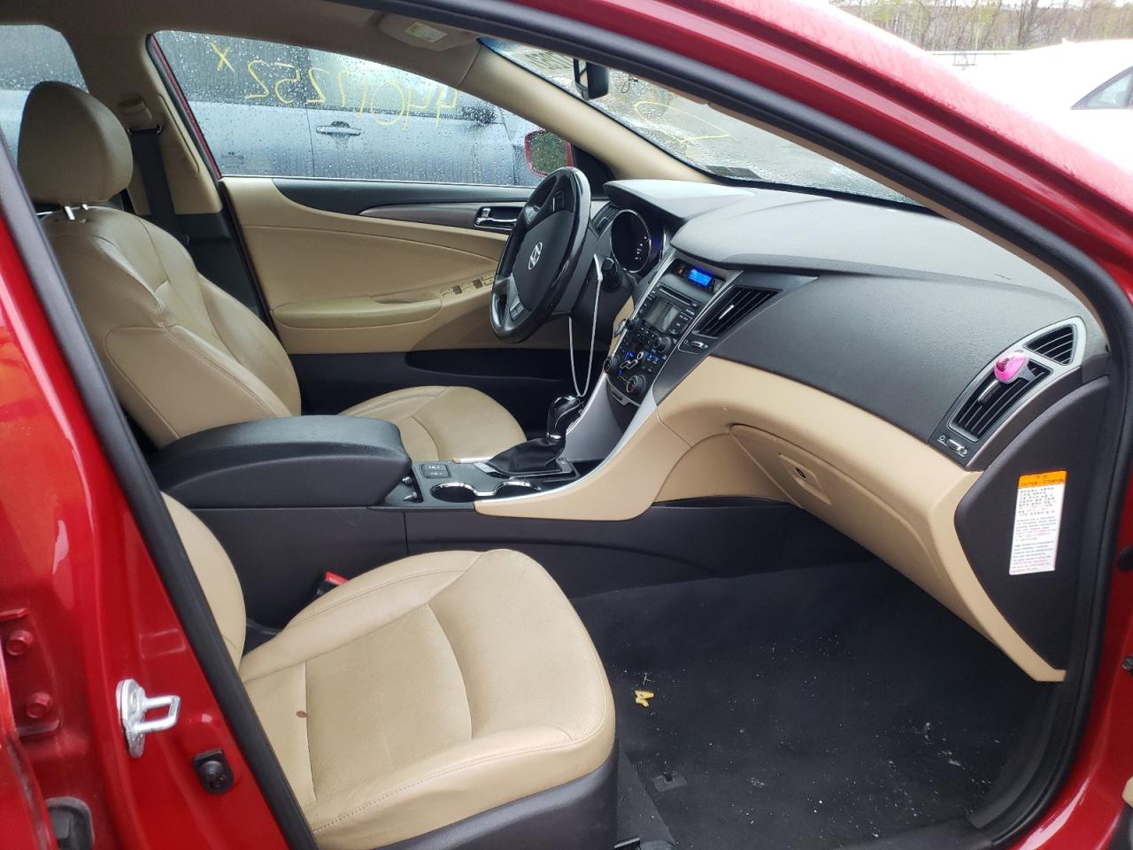 Photo 18 from auction – 2012 HYUNDAI SONATA HYB with VIN KMHEC4A47CA042312