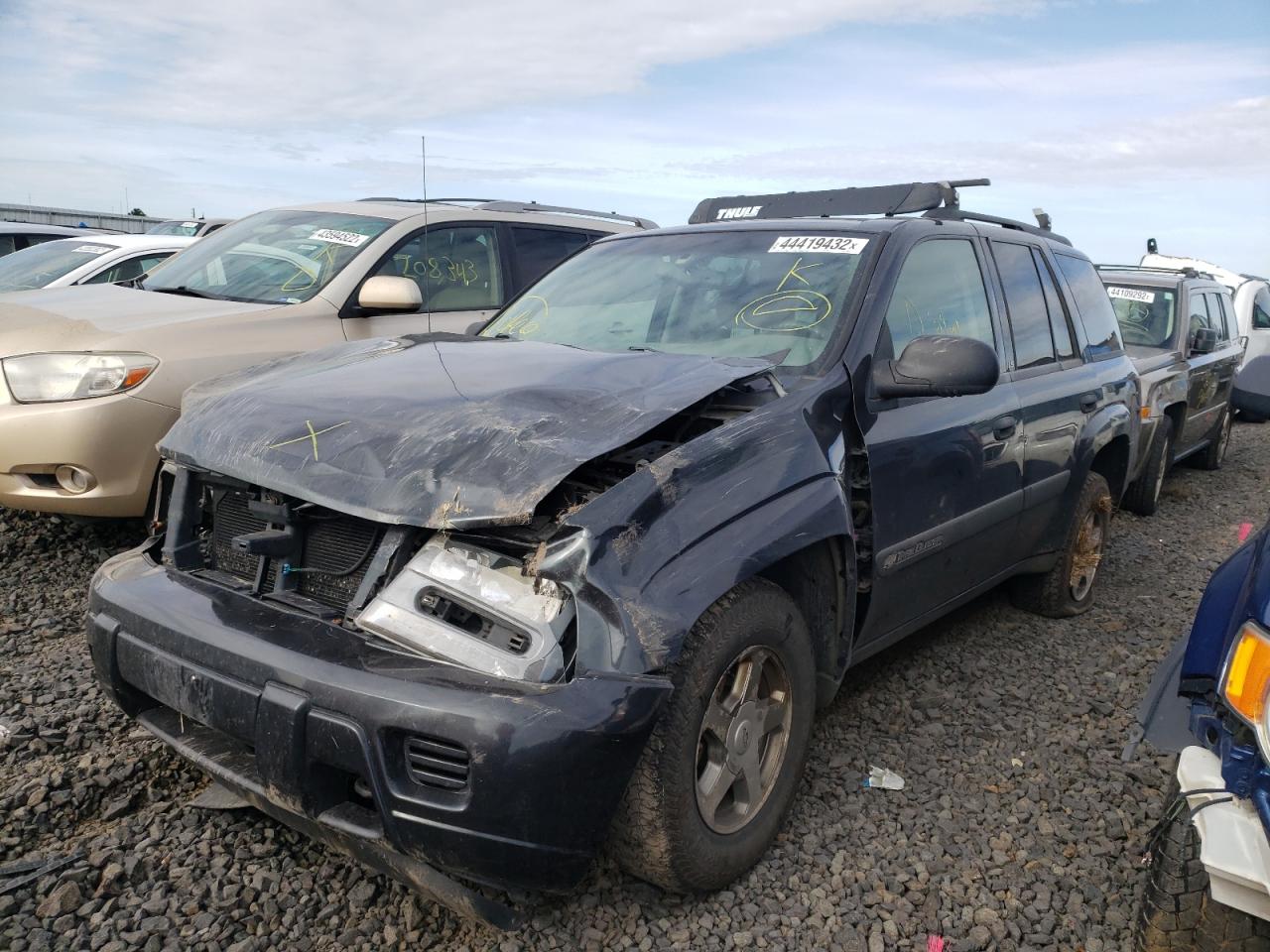 Photo 2 from auction – 2004 CHEVROLET TRAILBLAZE with VIN 1GNDT13S442200330