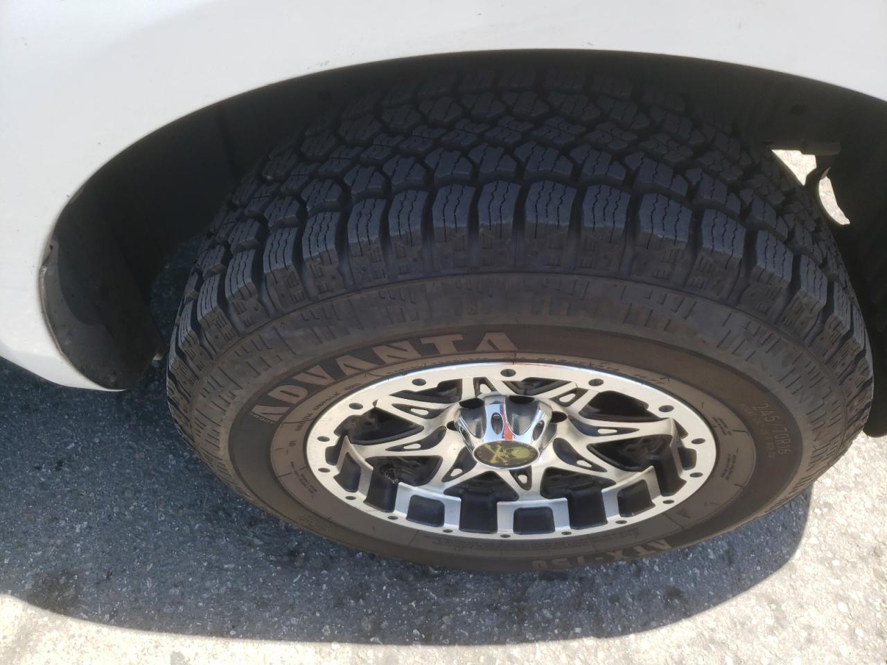 Photo 9 from auction – 2006 NISSAN FRONTIER K with VIN 1N6BD06T46C404177