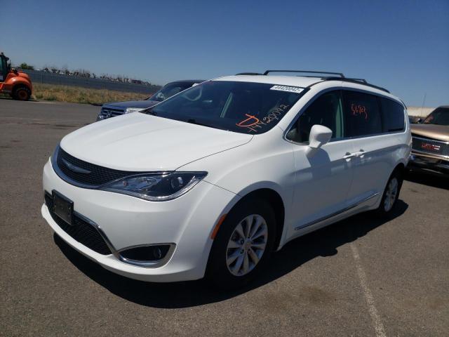 Photo 2 from auction – 2017 CHRYSLER PACIFICA T with VIN 2C4RC1BG3HR591179