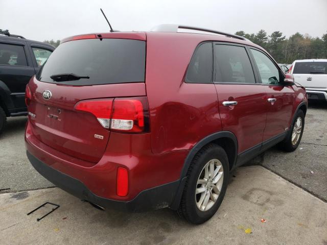 Photo 4 from auction – 2015 KIA SORENTO LX with VIN 5XYKTCA68FG637810