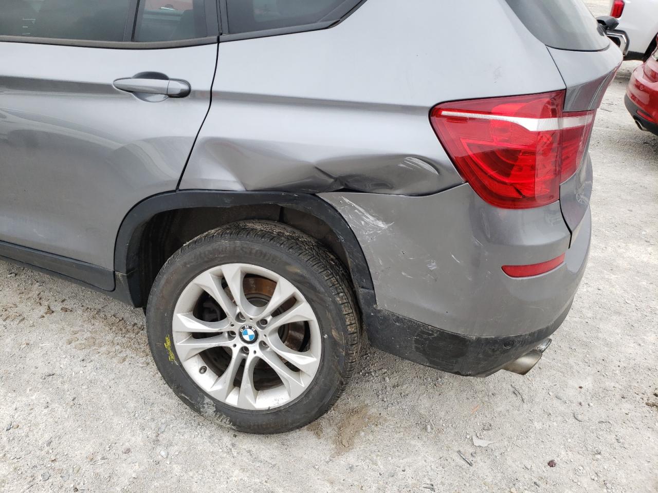 Photo 9 from auction – 2015 BMW X3 XDRIVE3 with VIN 5UXWX7C51F0K31437