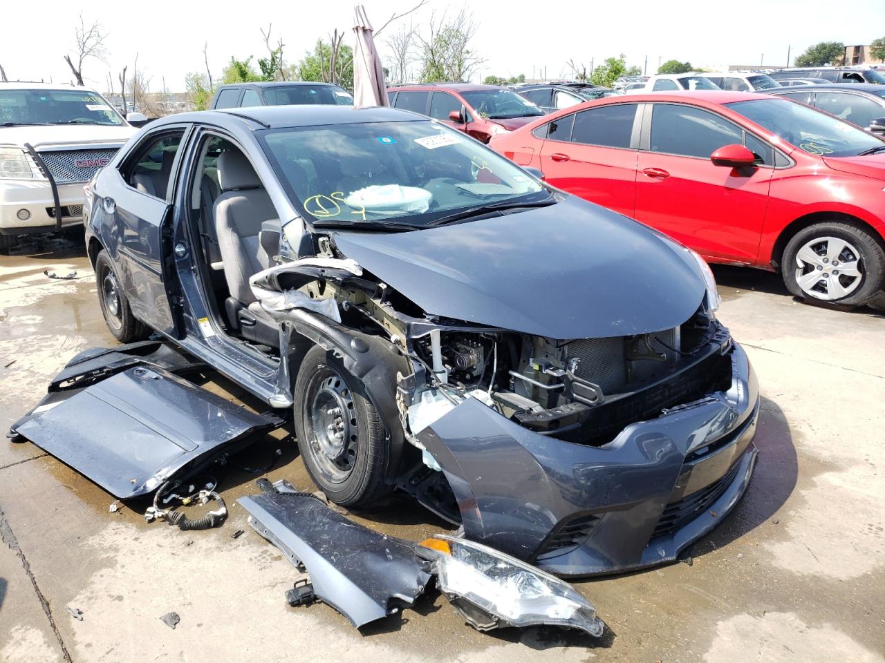 TOYOTA COROLLA L 2016 with VIN 5YFBURHEXGP565731 - Photo from auction