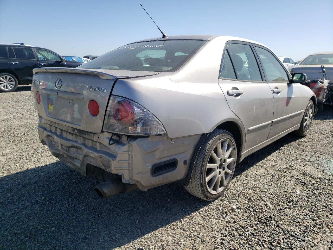 Photo 4 from auction – 2003 LEXUS IS 300 with VIN JTHBD192530073441