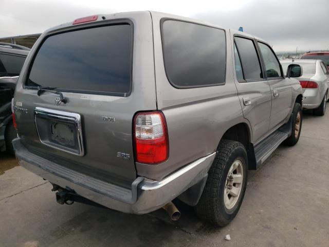 Photo 4 from auction – 2002 TOYOTA 4RUNNER SR with VIN JT3GN86R120222820