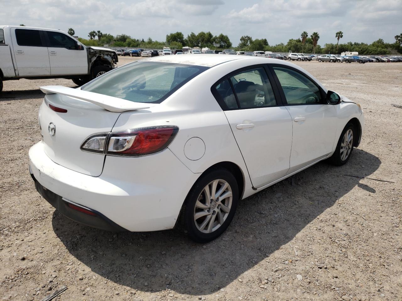 Photo 4 from auction – 2012 MAZDA 3 I with VIN JM1BL1VF0C1504243
