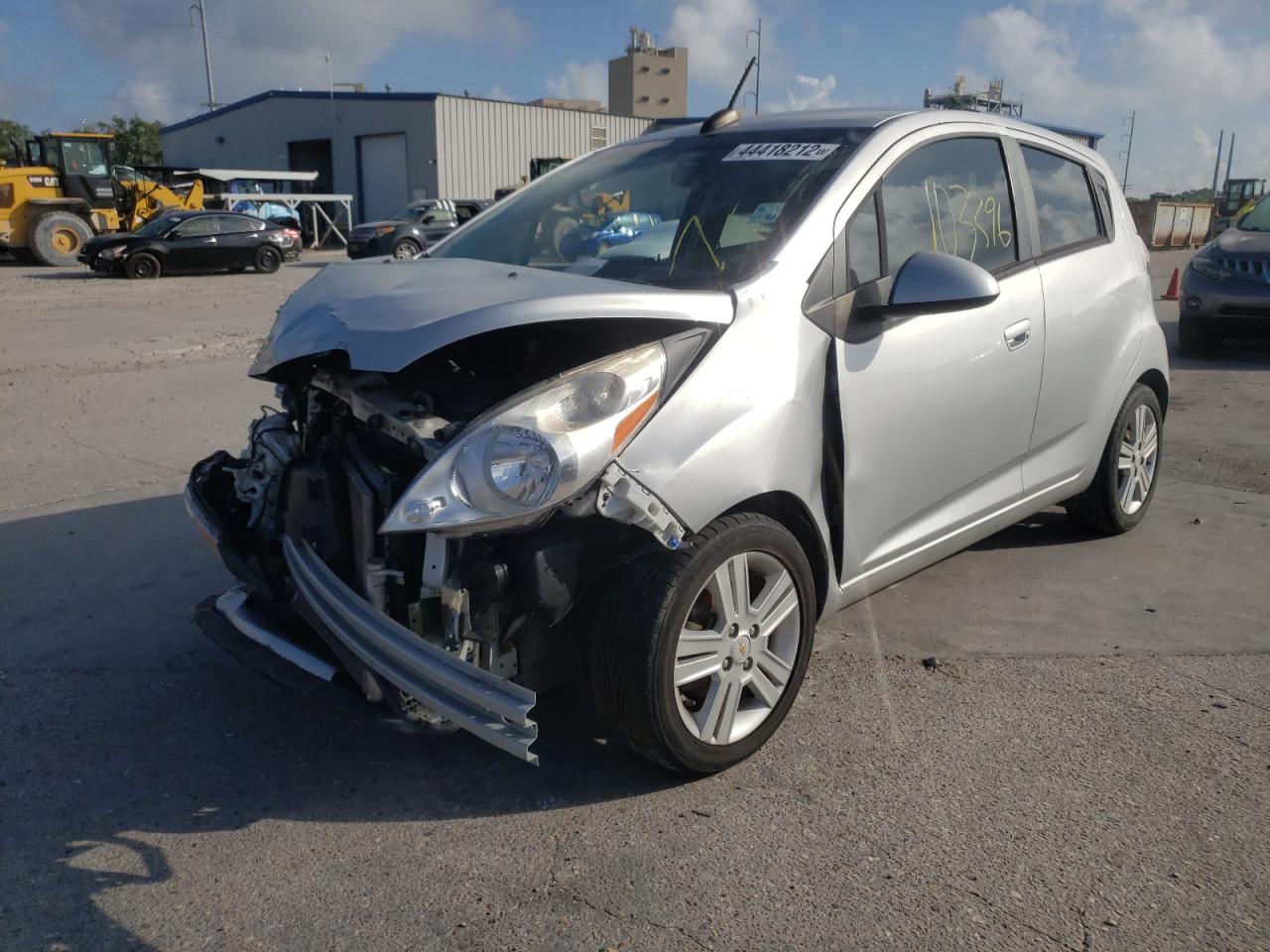 Фото 2 с аукциона – 2015 CHEVROLET SPARK 1LT с VIN KL8CD6S99FC763845