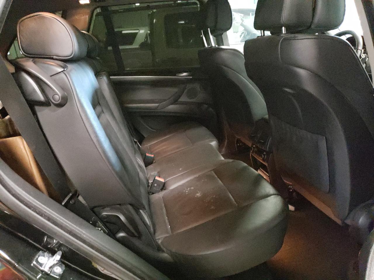 Photo 6 from auction – 2008 BMW X5 4.8I with VIN 5UXFE83598L164602
