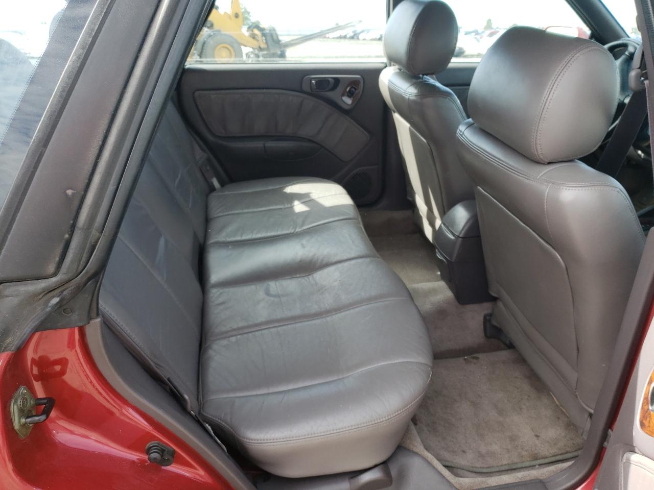 Photo 6 from auction – 1995 SUBARU LEGACY LS with VIN 4S3BK6556S7321156