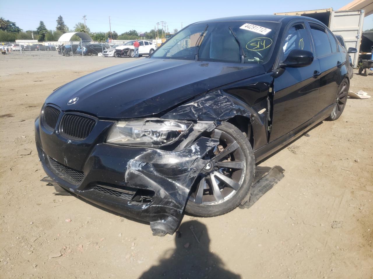 Photo 2 from auction – 2011 BMW 328 I with VIN WBAPH7C56BE675331