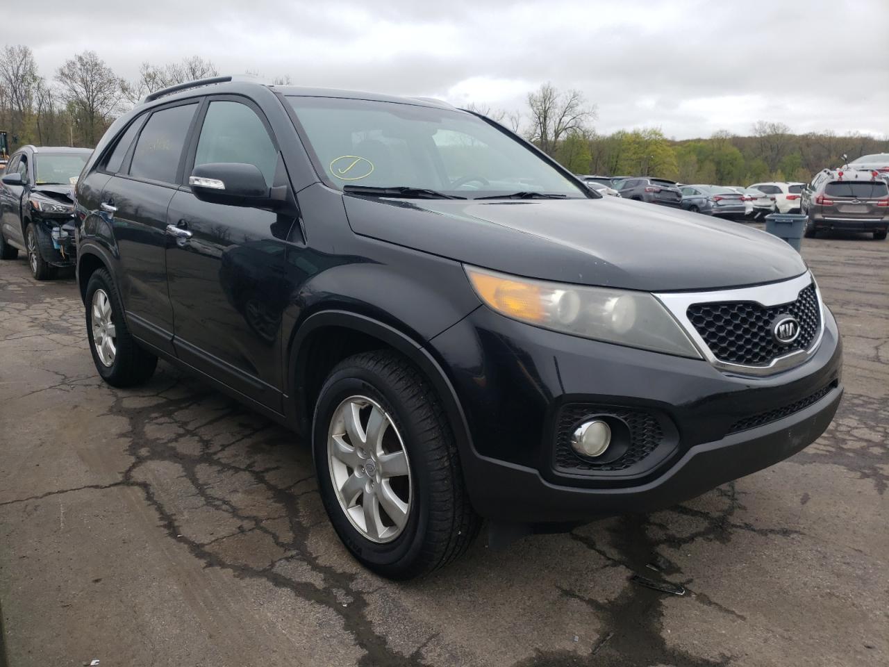 KIA SORENTO BA 2011 with VIN 5XYKT3A11BG045745 - Photo from auction