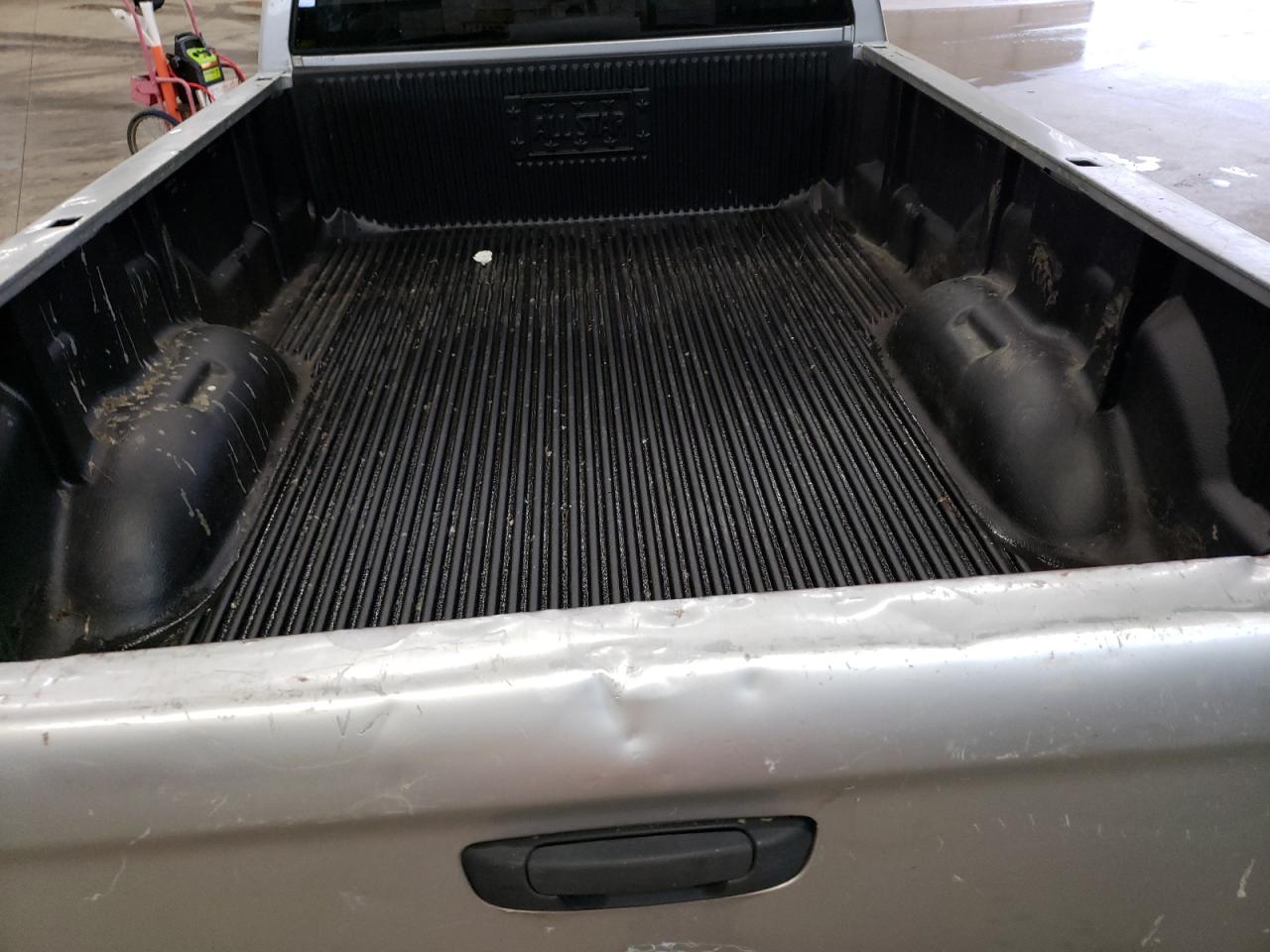 Photo 6 from auction – 2002 DODGE RAM 1500 with VIN 1D7HA16K82J202442