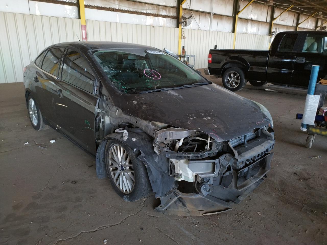 FORD FOCUS SEL 2012 with VIN 1FAHP3H2XCL445540 - Photo from auction