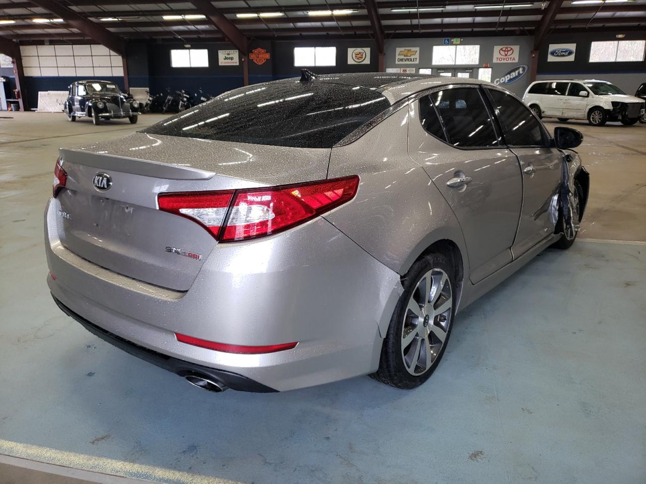 Photo 4 from auction – 2013 KIA OPTIMA SX with VIN 5XXGR4A62DG132969