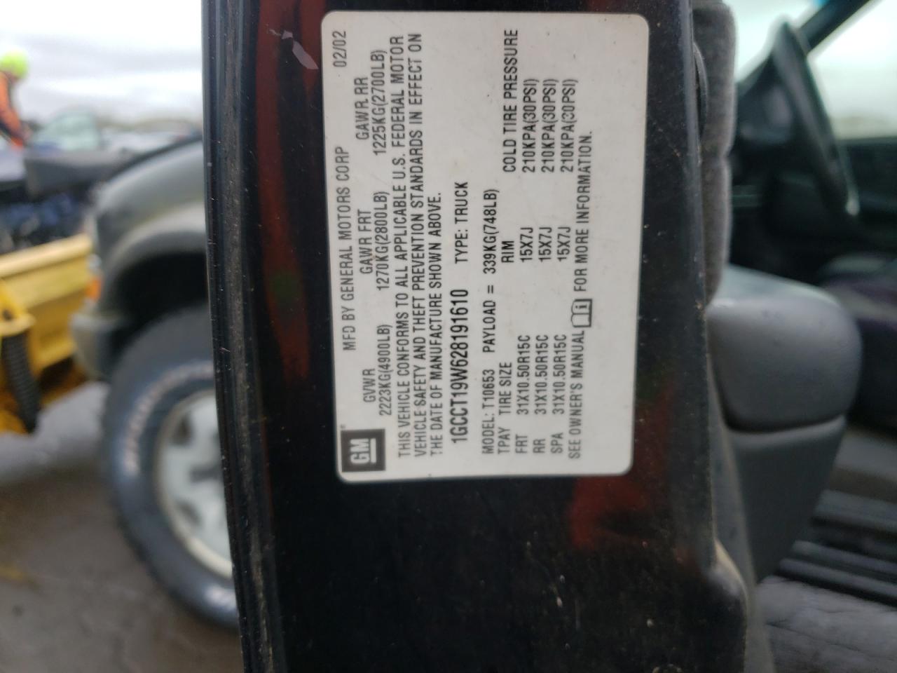 Photo 10 from auction – 2003 CHEVROLET S10 with VIN 1GCCT19W628191610