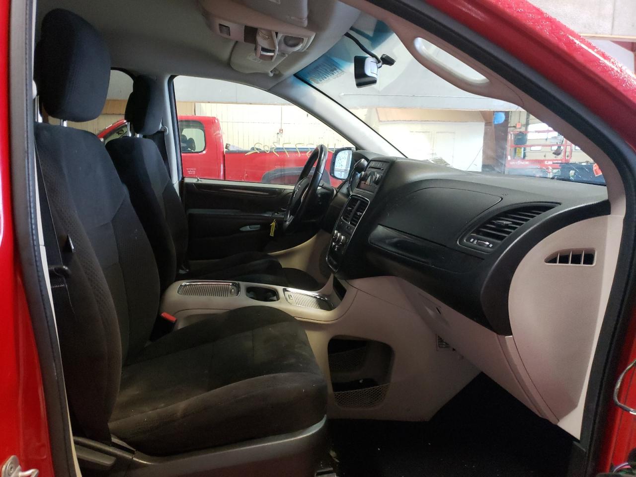 Photo 5 from auction – 2013 DODGE GRAND CARA with VIN 2C4RDGCG5DR616799