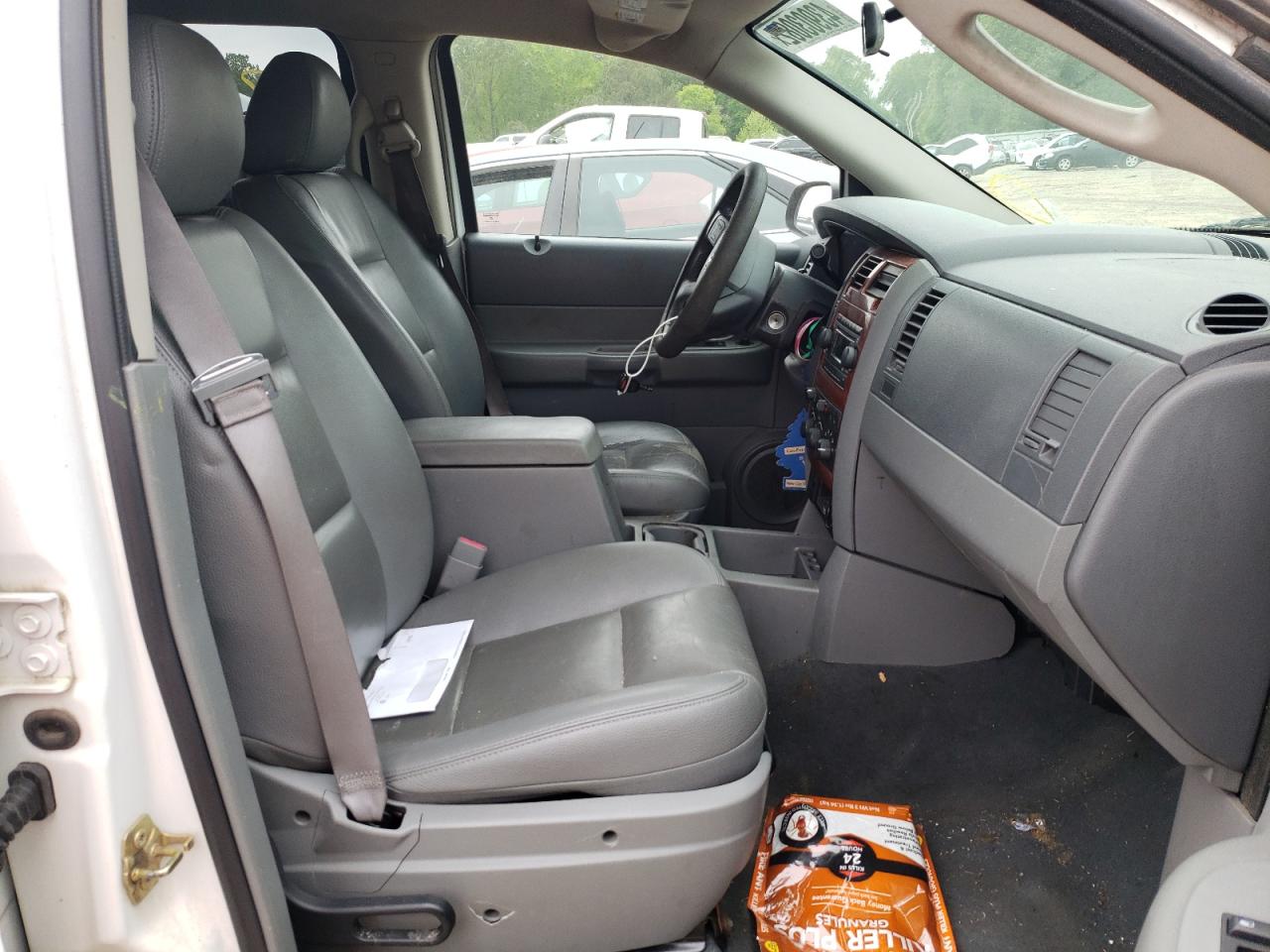 Photo 5 from auction – 2005 DODGE DURANGO with VIN 1D4HD48N85F612372