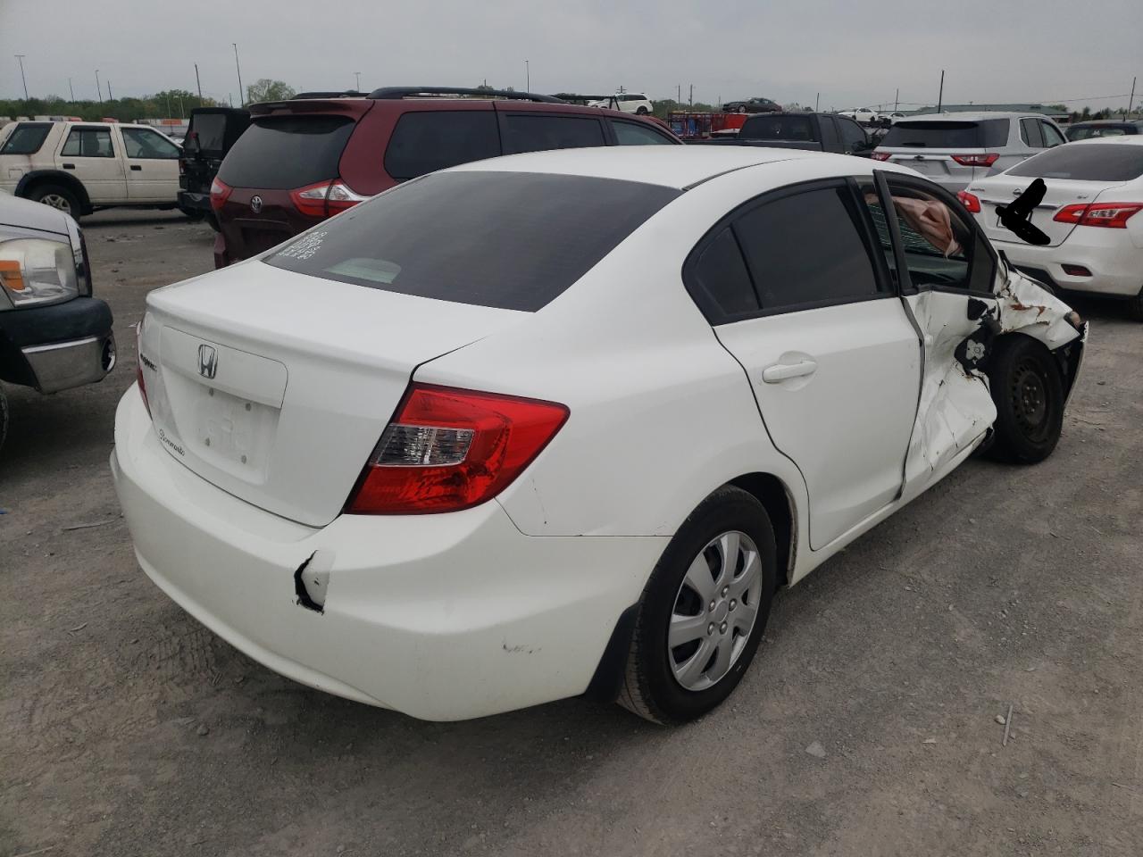 Zdjęcie 4 z aukcji – 2012 HONDA CIVIC LX z VIN 19XFB2F52CE030826