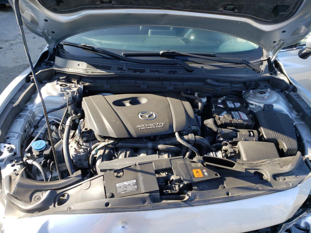 Photo 7 from auction – 2017 MAZDA 6 SPORT with VIN JM1GL1U54H1154847