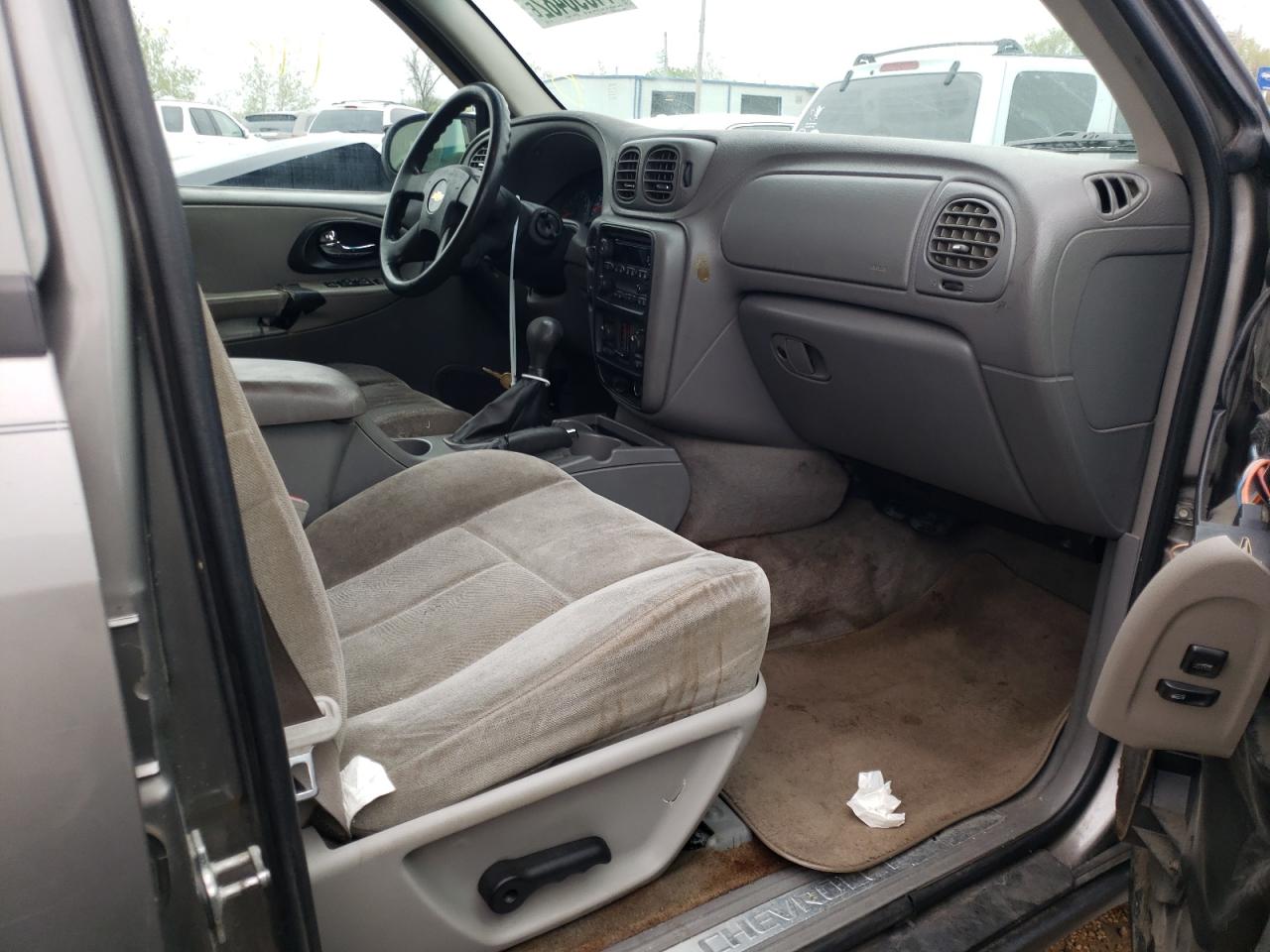 Photo 5 from auction – 2005 CHEVROLET TRAILBLAZE with VIN 1GNET16S056155199