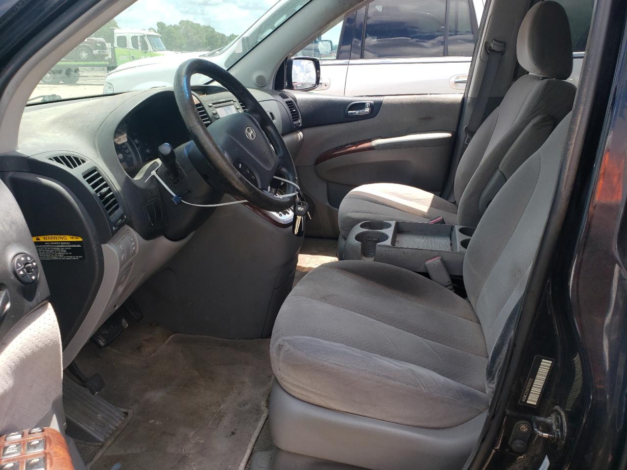 Photo 5 from auction – 2007 HYUNDAI ENTOURAGE with VIN KNDMC233976033113