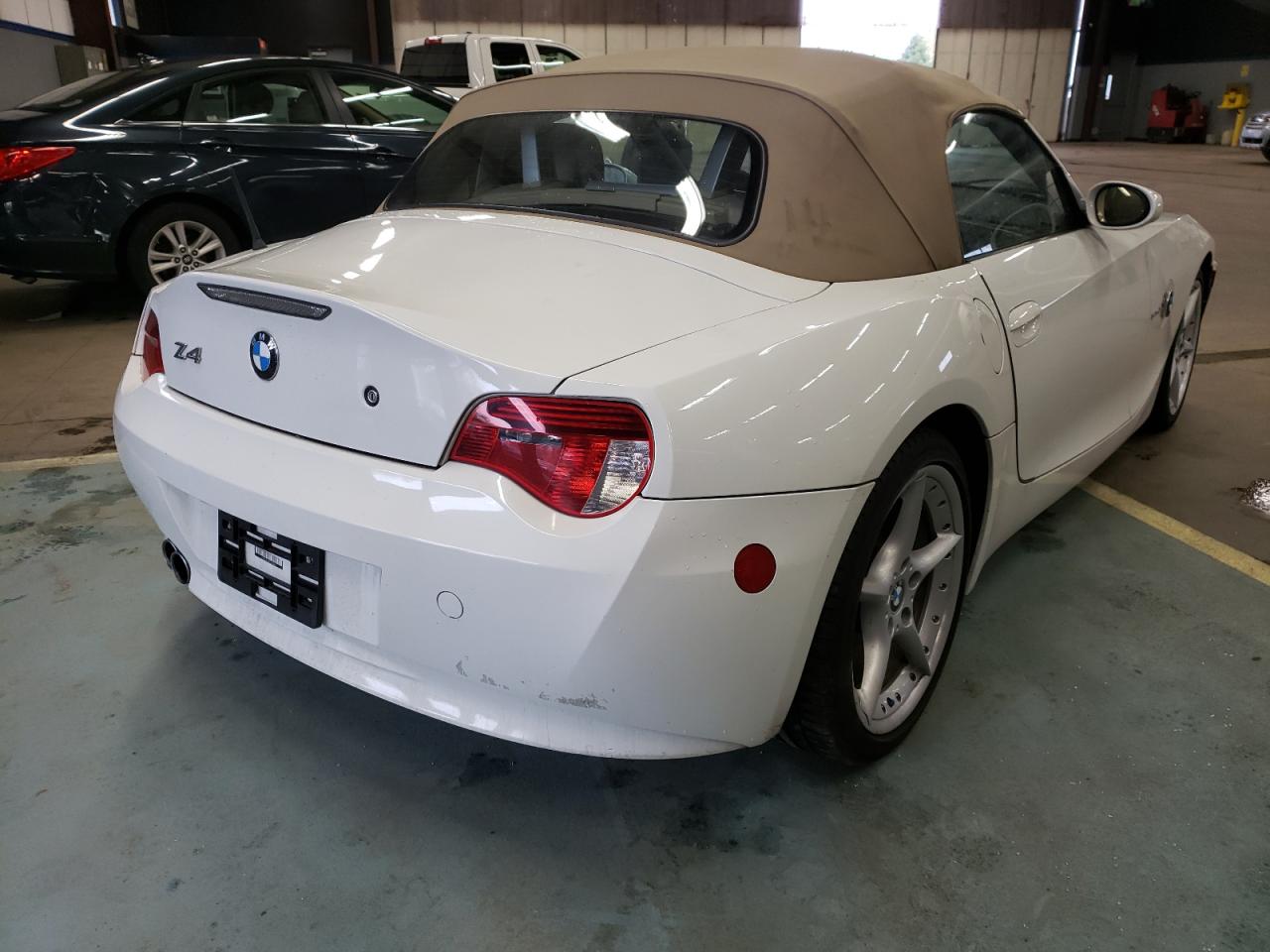 Photo 4 from auction – 2006 BMW Z4 3.0SI with VIN 4USBU53586LX01386