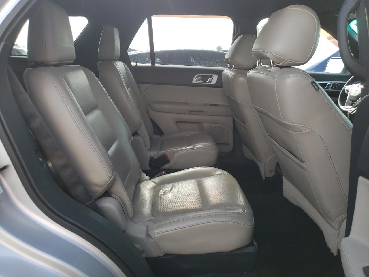 Photo 6 from auction – 2012 FORD EXPLORER L with VIN 1FMHK7F8XCGA11792