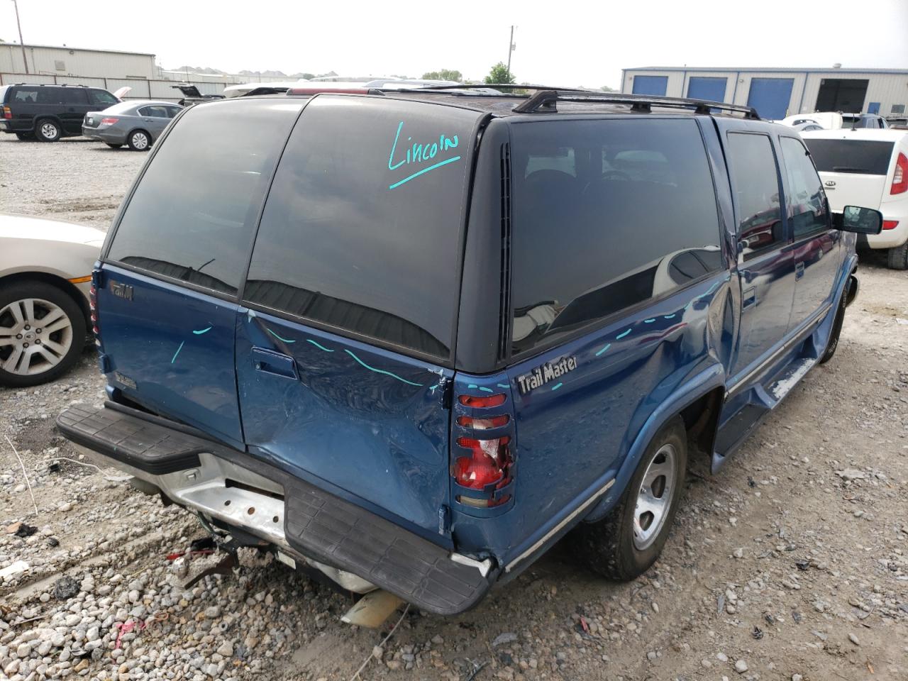 Photo 4 from auction – 1994 GMC SUBURBAN C with VIN 1GDEC16K4RJ750788