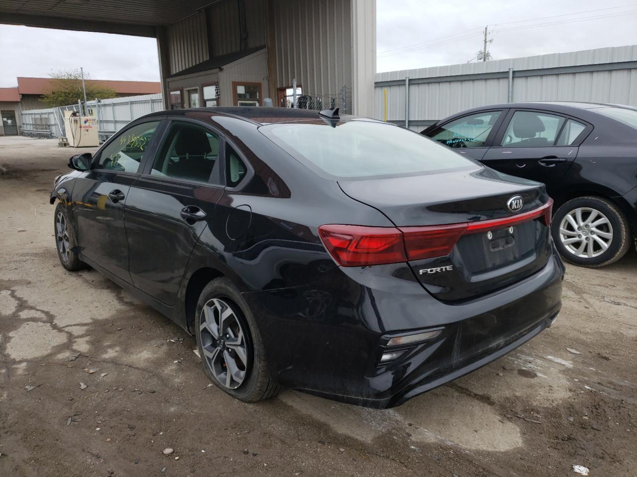 Photo 3 from auction – 2020 KIA FORTE FE with VIN 3KPF24AD6LE151871
