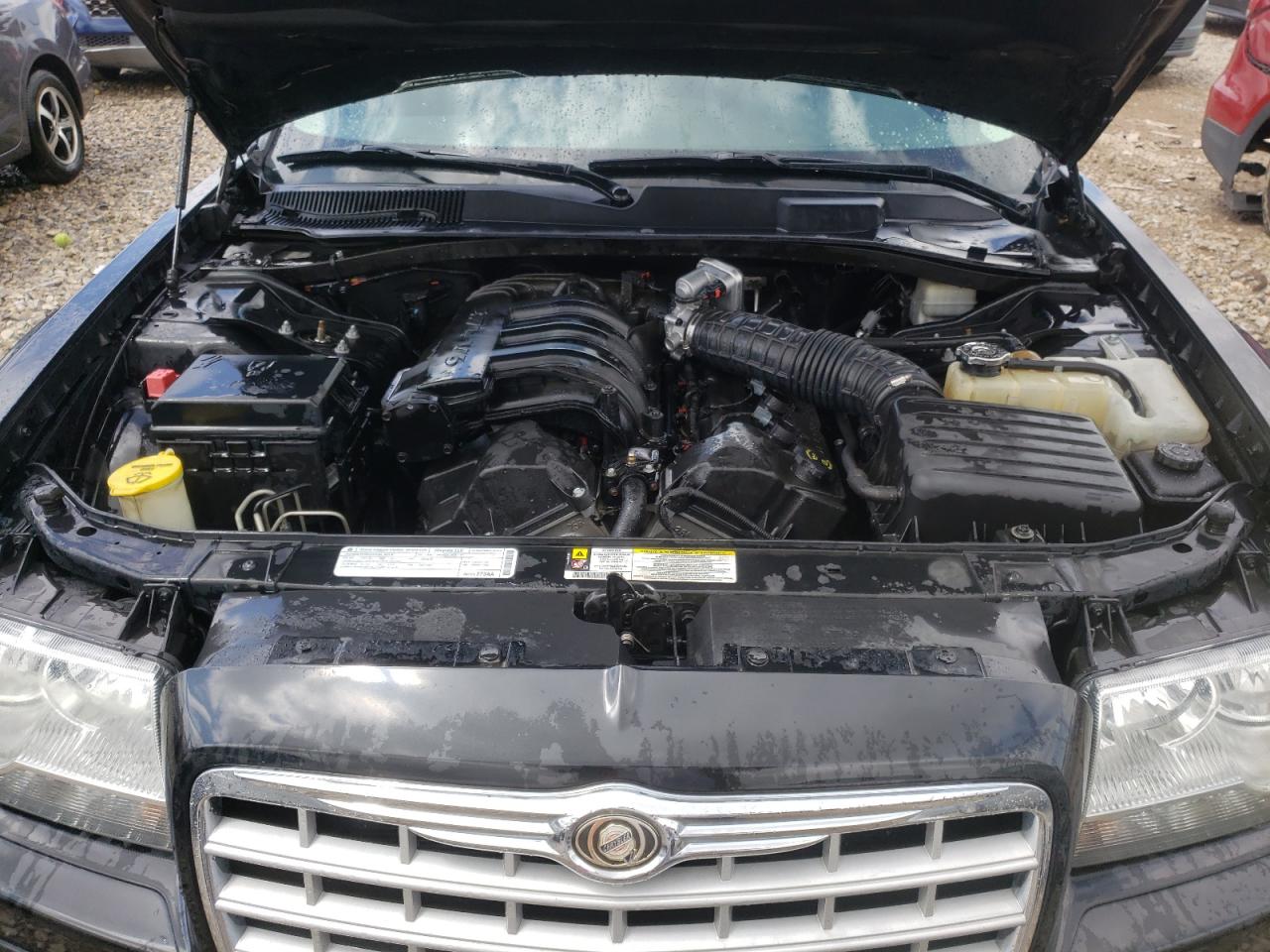Photo 7 from auction – 2009 CHRYSLER 300 LX with VIN 2C3KA43D29H528129