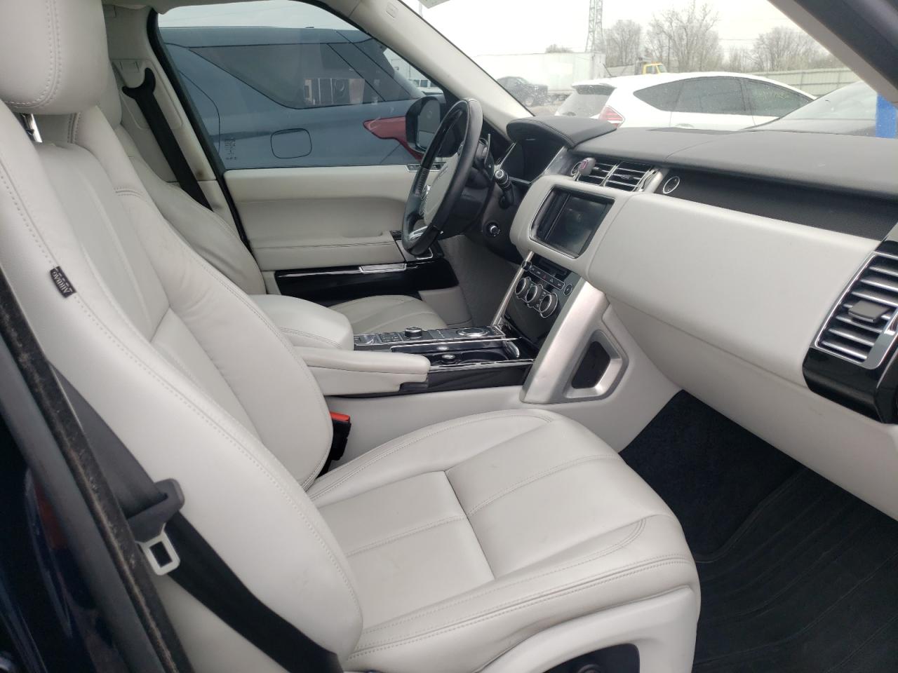 Photo 5 from auction – 2016 LAND ROVER RANGE ROVE with VIN SALGR2KF0GA314052