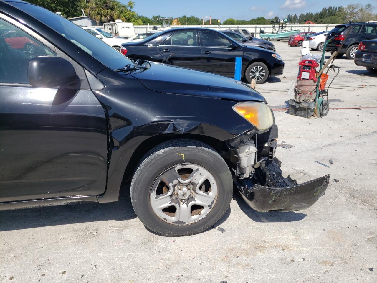Photo 9 from auction – 2011 TOYOTA RAV4 with VIN 2T3ZF4DV8BW082402