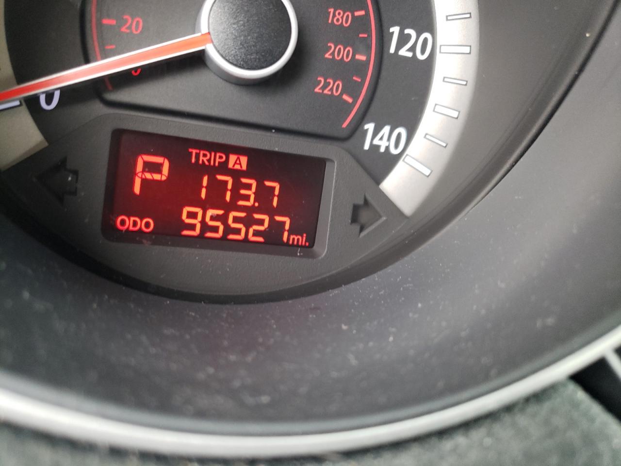 Photo 8 from auction – 2010 KIA FORTE EX with VIN KNAFU4A20A5100669