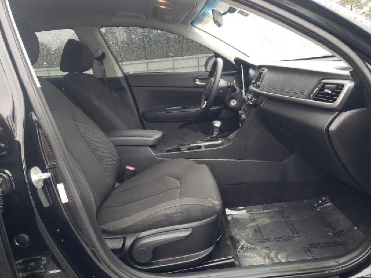 Photo 5 from auction – 2016 KIA OPTIMA LX with VIN 5XXGT4L34GG024250