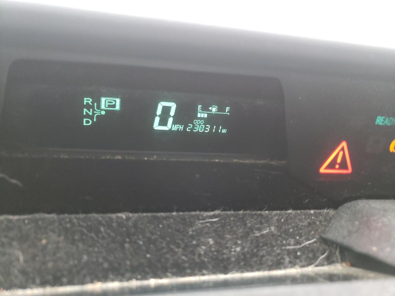 Photo 8 from auction – 2006 TOYOTA PRIUS with VIN JTDKB20U063169539