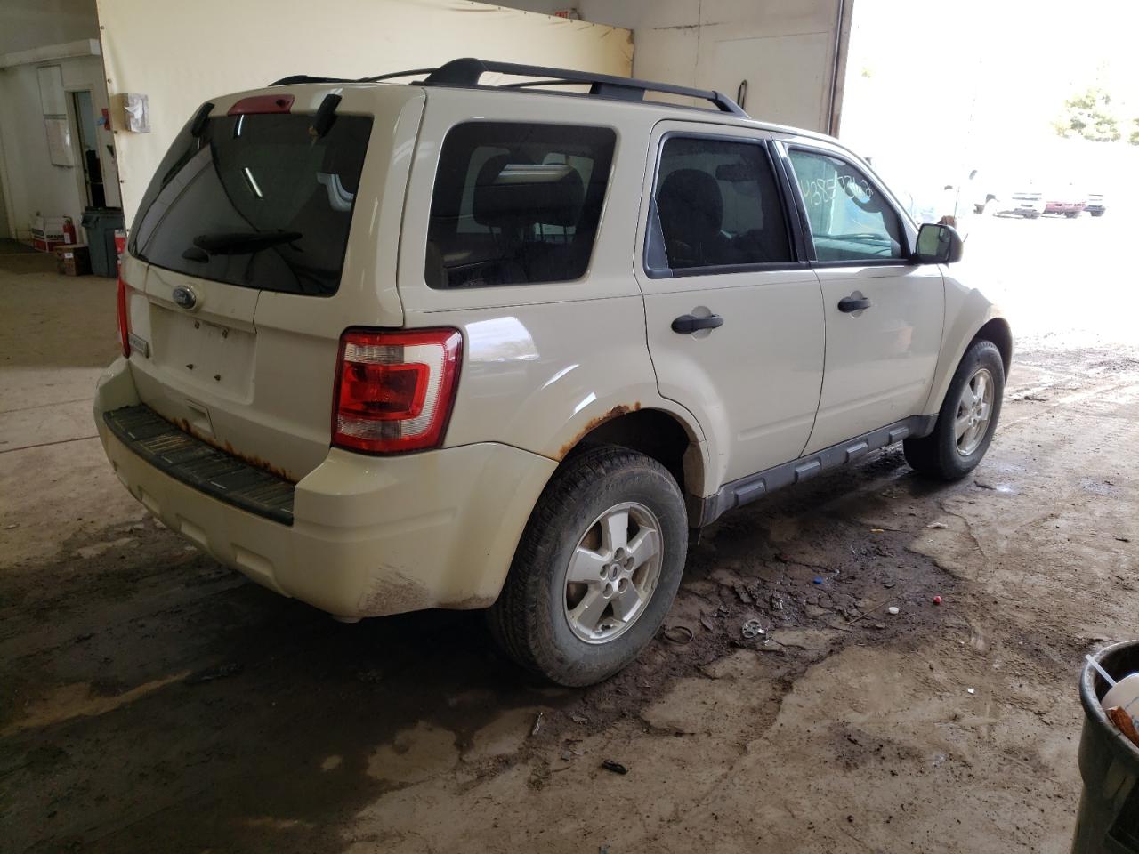Photo 4 from auction – 2012 FORD ESCAPE XLT with VIN 1FMCU0D70CKA57232