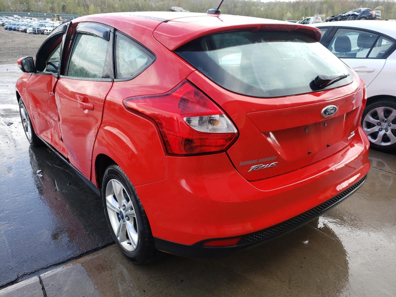 Zdjęcie 3 z aukcji – 2013 FORD FOCUS SE z VIN 1FADP3K28DL139655
