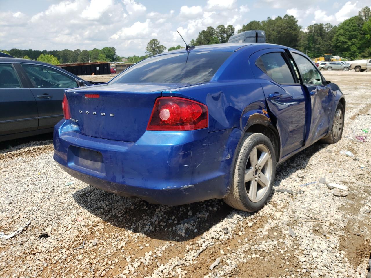 Foto 4 de la subasta – 2013 DODGE AVENGER SE con VIN 1C3CDZAB8DN771051