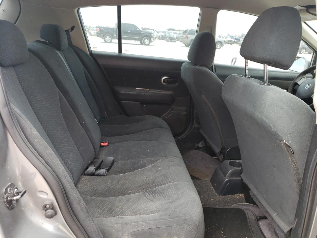Photo 6 from auction – 2010 NISSAN VERSA S with VIN 3N1BC1CP0AL366577
