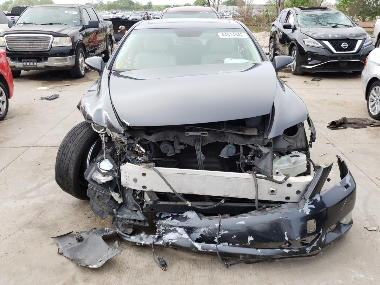 Photo 9 from auction – 2010 LEXUS LS 460 with VIN JTHBL5EFXA5091789