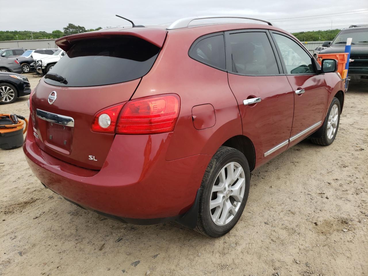 Photo 4 from auction – 2012 NISSAN ROGUE S with VIN JN8AS5MT3CW274721