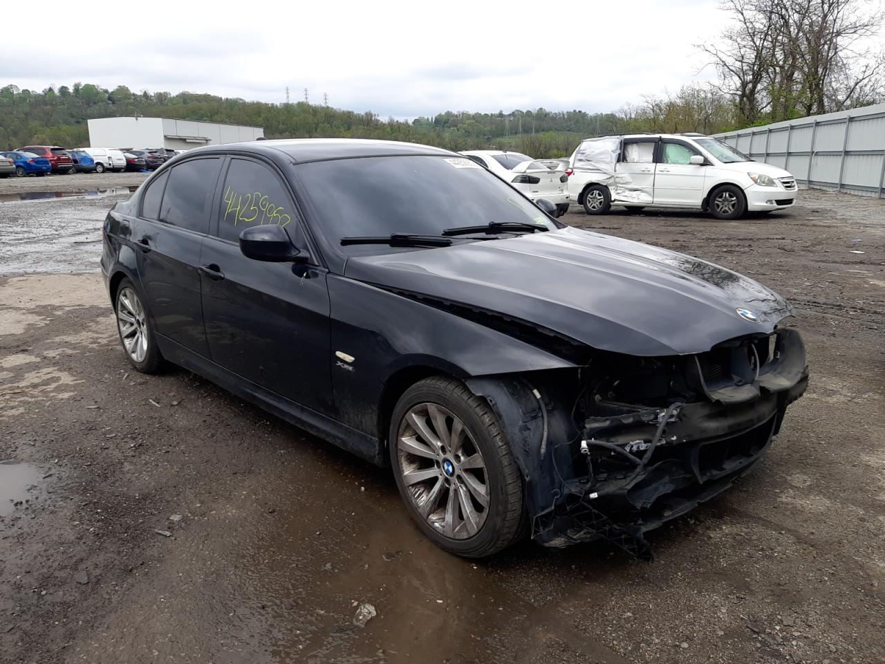 BMW 328 XI 2011 with VIN WBAPK7C56BA463408 - Photo from auction