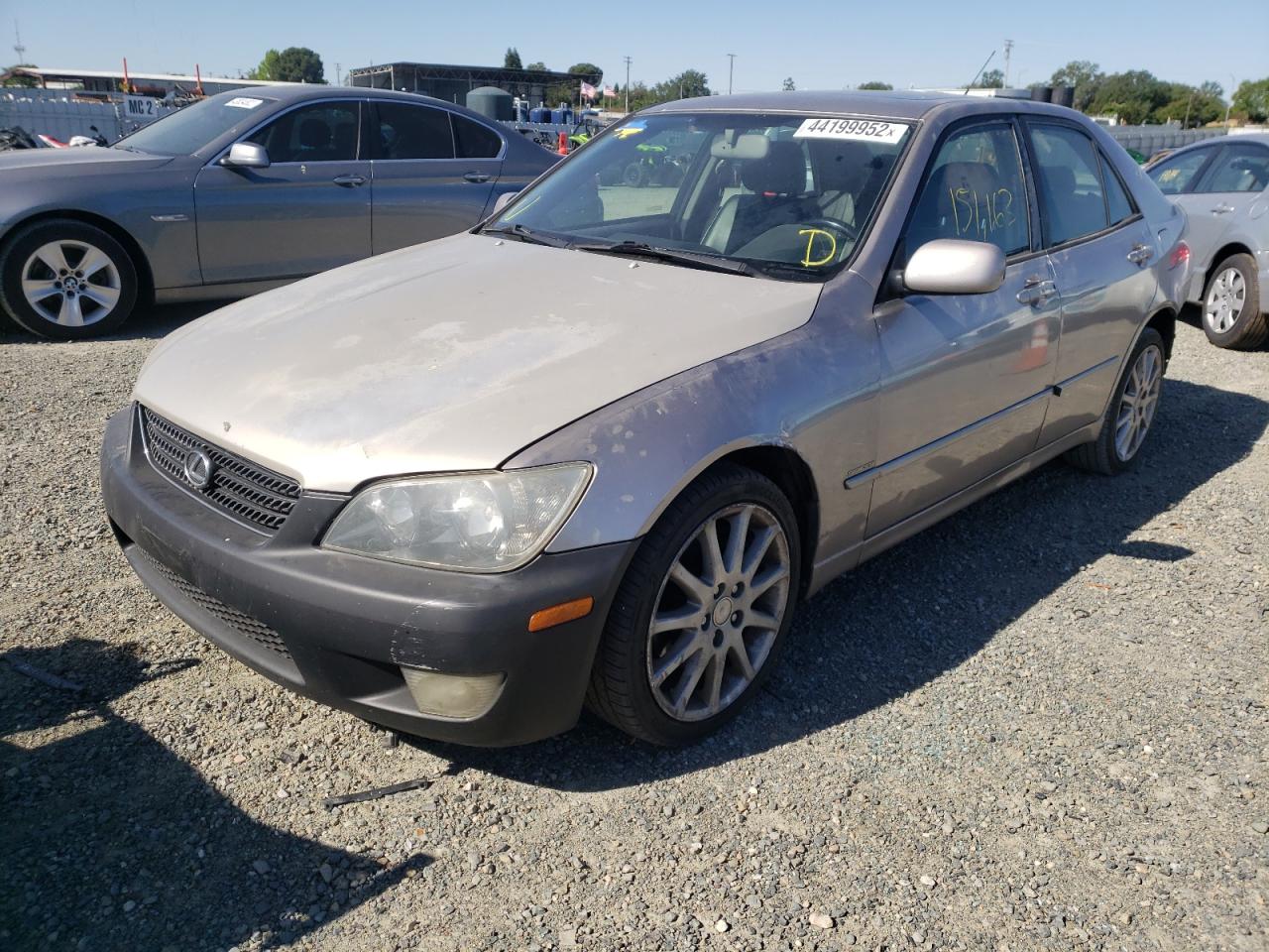 Photo 2 from auction – 2003 LEXUS IS 300 with VIN JTHBD192530073441