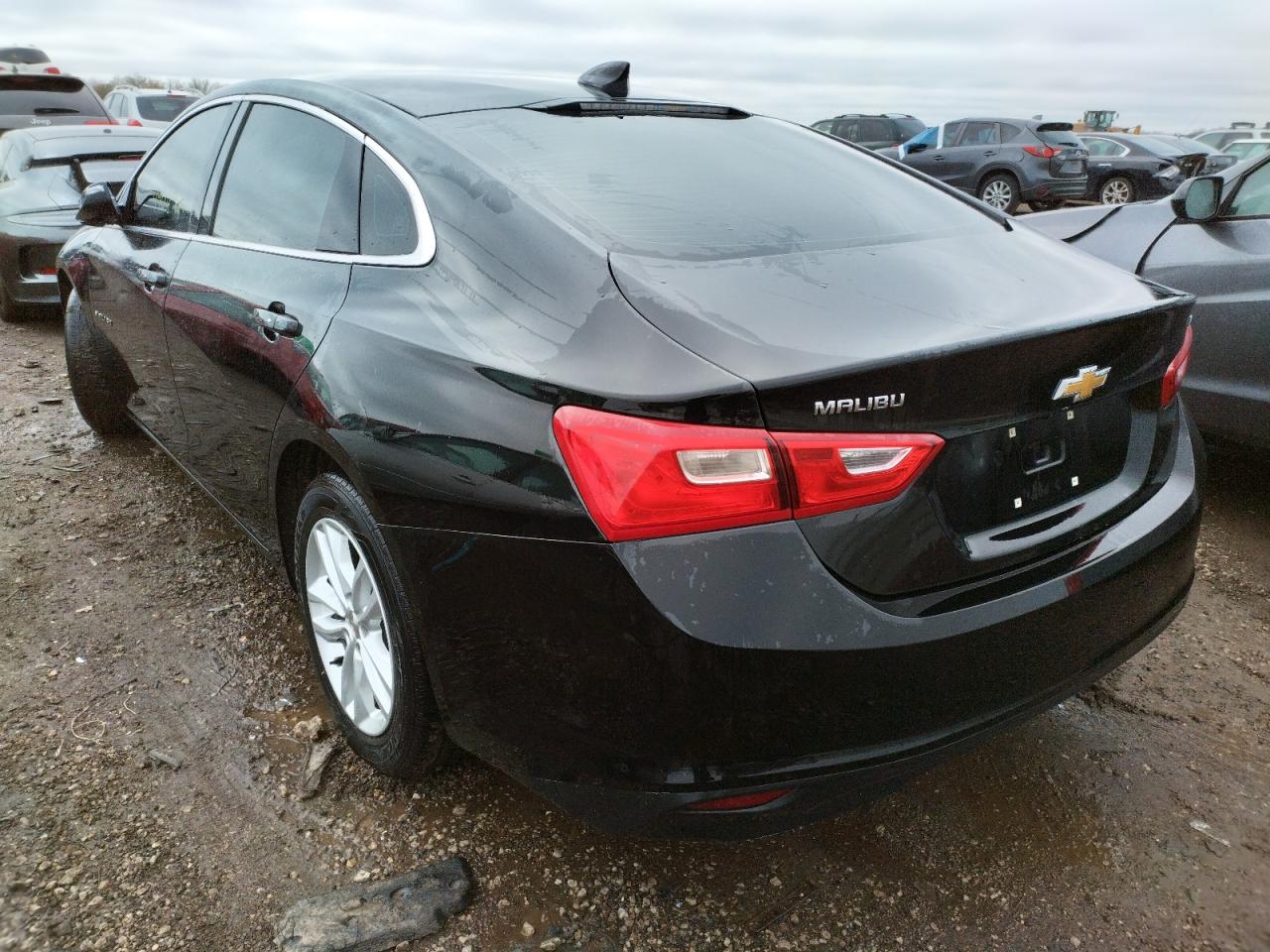 Photo 3 from auction – 2018 CHEVROLET MALIBU LT with VIN 1G1ZD5ST3JF260738