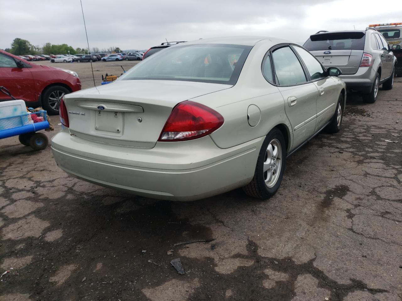 Photo 4 from auction – 2006 FORD TAURUS SE with VIN 1FAFP53U86A140131