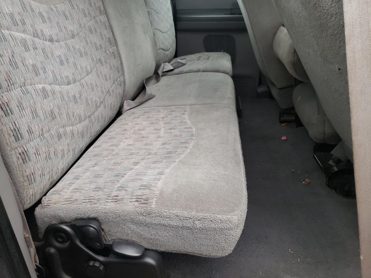 Photo 6 from auction – 2000 FORD F250 SUPER with VIN 1FTNX21F2YEA78763